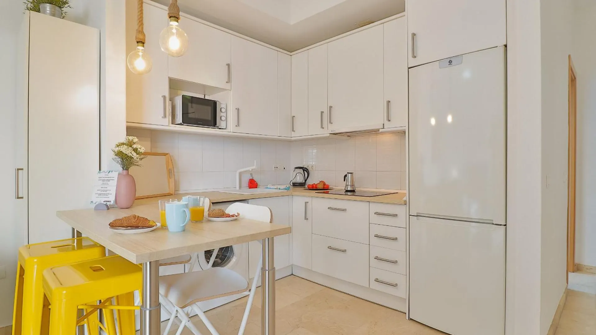 C41 - Modern & Comfy Flat City Center Málaga Apartman